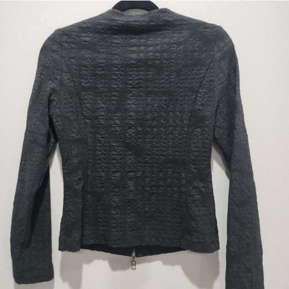 Sarah Pacini Charcoal Textured Blazer - Picture 5 of 7